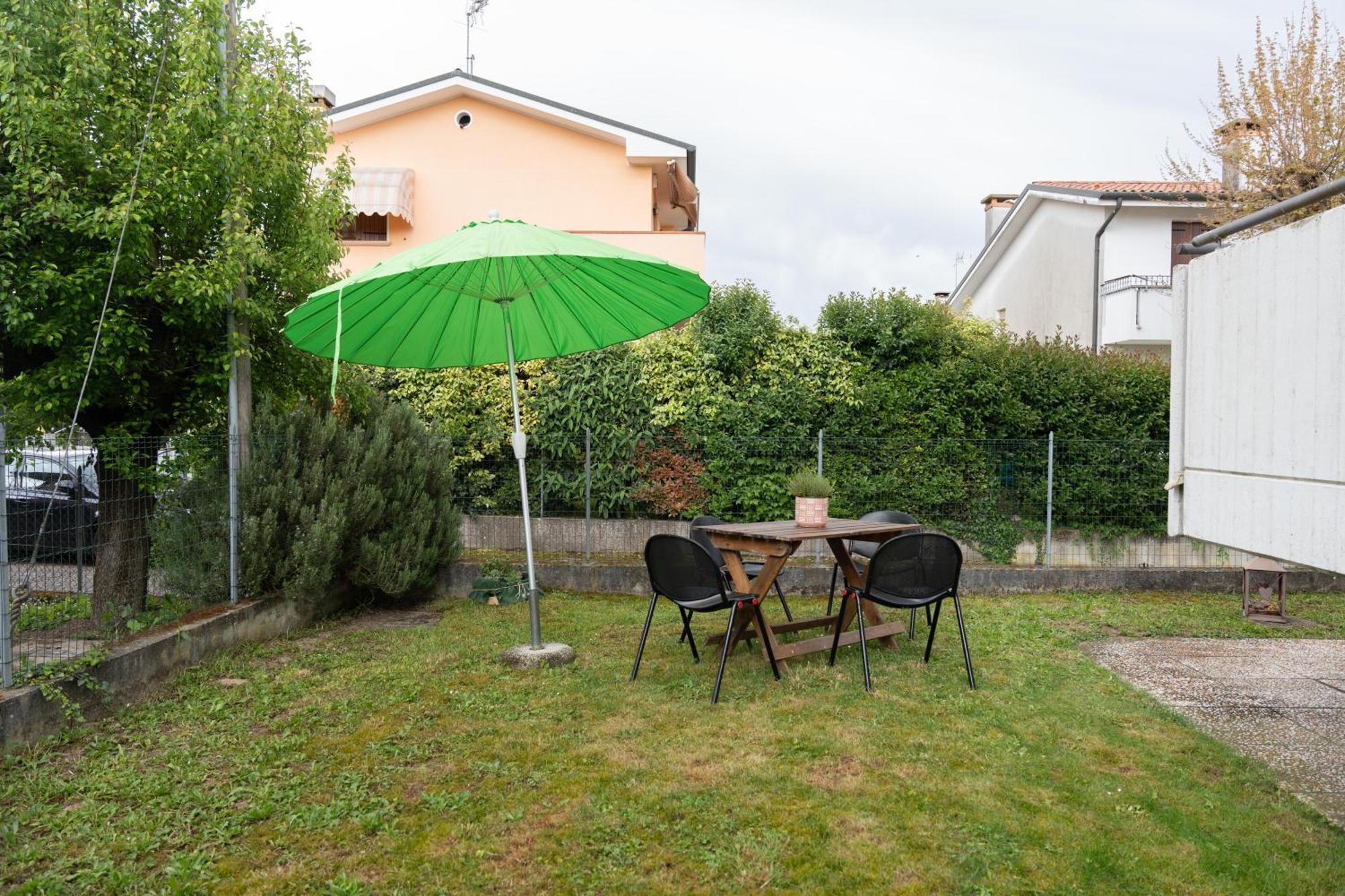 Marina'S Venice Garden Roncade Buitenkant foto
