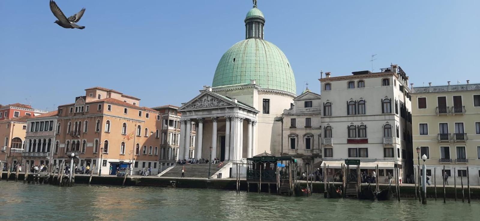 Marina'S Venice Garden Roncade Buitenkant foto